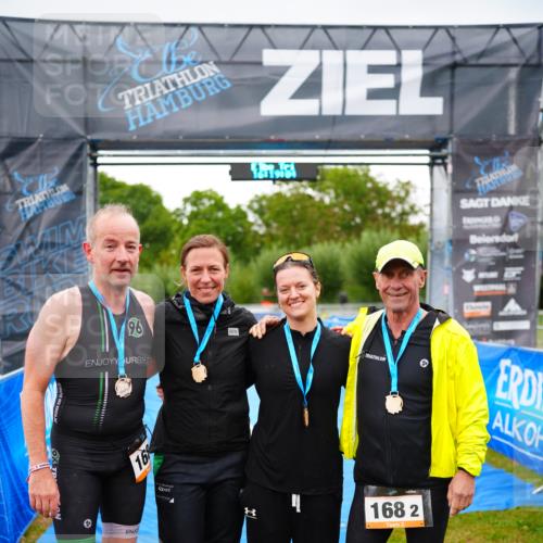 30.08.2026 - Elbe Triathlon Hamburg LAZAROV Photography http://msf.ph/oto/10041293 30.08.2026 16:19:03 Ziel  meine-sportfotos.de