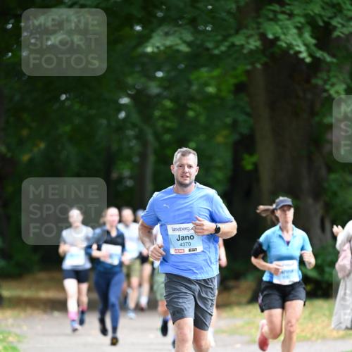 30.08.2026 - Blankeneser Heldenlauf Dr. Thomas Lammeyer http://msf.ph/oto/10041299 30.08.2026 11:16:20 Laufen 4370, 7 meine-sportfotos.de