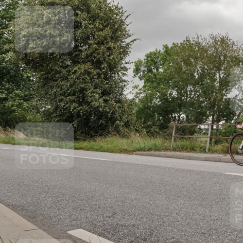 30.08.2026 - Elbe Triathlon Hamburg Michael Burmester http://msf.ph/oto/10041302 30.08.2026 14:19:47 Radfahren 136, 143 meine-sportfotos.de