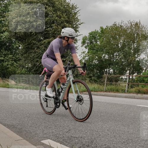 30.08.2026 - Elbe Triathlon Hamburg Michael Burmester http://msf.ph/oto/10041340 30.08.2026 14:19:56 Radfahren 136, 143, 167, 170 meine-sportfotos.de