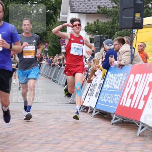 30.08.2026 - Blankeneser Heldenlauf Lena Gebhardt http://msf.ph/oto/10041361 30.08.2026 11:46:44 Ziel 2421, 2929, 4221 meine-sportfotos.de
