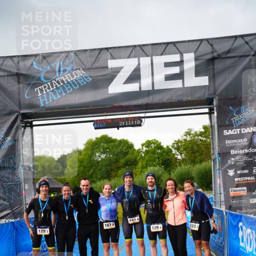 30.08.2026 - Elbe Triathlon Hamburg LAZAROV Photography http://msf.ph/oto/10041372 30.08.2026 16:20:37 Ziel  meine-sportfotos.de