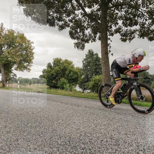 30.08.2026 - Elbe Triathlon Hamburg Michael Burmester http://msf.ph/oto/10041412 30.08.2026 09:06:13 Radfahren 197, 272, 412 meine-sportfotos.de