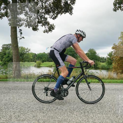 30.08.2026 - Elbe Triathlon Hamburg Michael Burmester http://msf.ph/oto/10041517 30.08.2026 11:06:37 Radfahren 759, 1255, 1302, 1319, 1358, 1388, 1405 meine-sportfotos.de