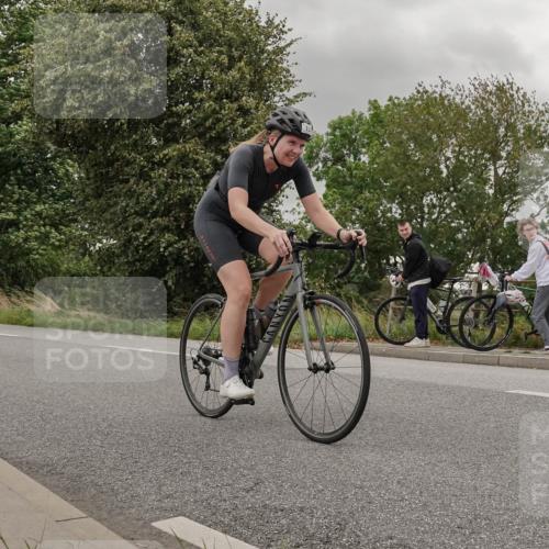 30.08.2026 - Elbe Triathlon Hamburg Michael Burmester http://msf.ph/oto/10041575 30.08.2026 14:21:55 Radfahren 157, 173 meine-sportfotos.de
