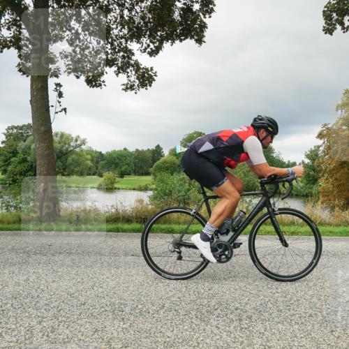 30.08.2026 - Elbe Triathlon Hamburg Michael Burmester http://msf.ph/oto/10041579 30.08.2026 11:07:31 Radfahren 1142, 1242, 1273, 1372, 1397 meine-sportfotos.de