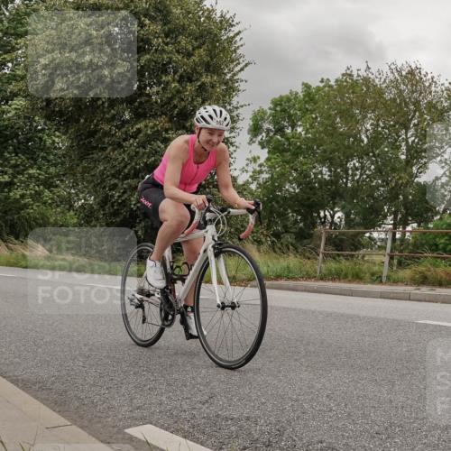 30.08.2026 - Elbe Triathlon Hamburg Michael Burmester http://msf.ph/oto/10041583 30.08.2026 14:22:10 Radfahren 162 meine-sportfotos.de