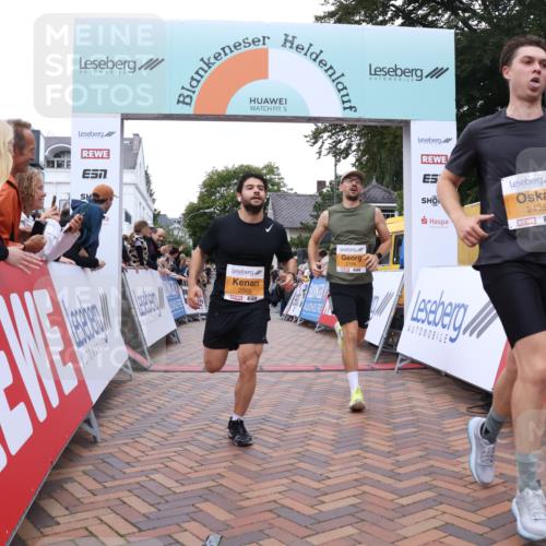 30.08.2026 - Blankeneser Heldenlauf Lena Gebhardt http://msf.ph/oto/10041613 30.08.2026 11:46:53 Ziel 2005, 2421, 2435, 2798, 2929, 4221 meine-sportfotos.de