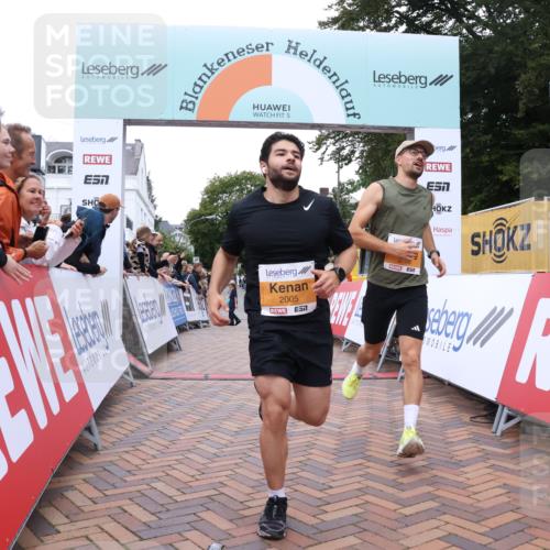 30.08.2026 - Blankeneser Heldenlauf Lena Gebhardt http://msf.ph/oto/10041628 30.08.2026 11:46:53 Ziel 2005, 2421, 2435, 2798, 2929, 4221 meine-sportfotos.de