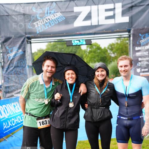 30.08.2026 - Elbe Triathlon Hamburg LAZAROV Photography http://msf.ph/oto/10041647 30.08.2026 16:23:34 Ziel  meine-sportfotos.de