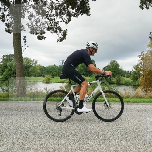 30.08.2026 - Elbe Triathlon Hamburg Michael Burmester http://msf.ph/oto/10041658 30.08.2026 11:08:08 Radfahren 1135, 1278, 1335, 1398, 1399, 1410, 1432 meine-sportfotos.de