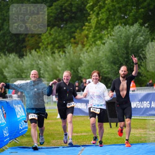 30.08.2026 - Elbe Triathlon Hamburg LAZAROV Photography http://msf.ph/oto/10041681 30.08.2026 16:23:50 Ziel  meine-sportfotos.de