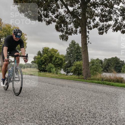 30.08.2026 - Elbe Triathlon Hamburg Michael Burmester http://msf.ph/oto/10041714 30.08.2026 09:09:32 Radfahren 201, 219, 269, 466 meine-sportfotos.de