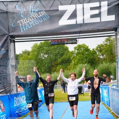 30.08.2026 - Elbe Triathlon Hamburg LAZAROV Photography http://msf.ph/oto/10041728 30.08.2026 16:23:52 Ziel  meine-sportfotos.de