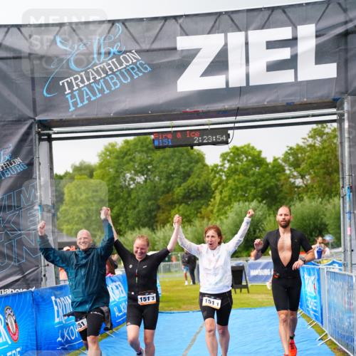 30.08.2026 - Elbe Triathlon Hamburg LAZAROV Photography http://msf.ph/oto/10041735 30.08.2026 16:23:52 Ziel  meine-sportfotos.de