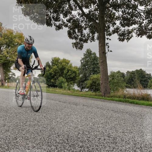 30.08.2026 - Elbe Triathlon Hamburg Michael Burmester http://msf.ph/oto/10041751 30.08.2026 09:09:43 Radfahren 264, 916 meine-sportfotos.de