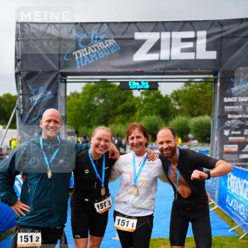 30.08.2026 - Elbe Triathlon Hamburg LAZAROV Photography http://msf.ph/oto/10041769 30.08.2026 16:24:39 Ziel  meine-sportfotos.de
