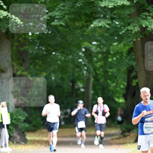 30.08.2026 - Blankeneser Heldenlauf Dr. Thomas Lammeyer http://msf.ph/oto/10041802 30.08.2026 11:16:58 Laufen 57, 4036 meine-sportfotos.de