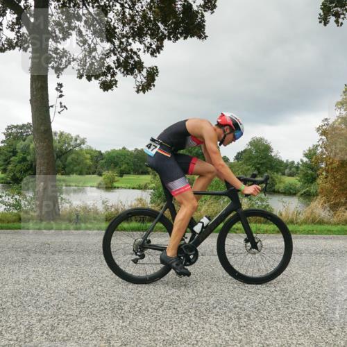 30.08.2026 - Elbe Triathlon Hamburg Michael Burmester http://msf.ph/oto/10041831 30.08.2026 11:10:47 Radfahren 1447, 1452, 1463 meine-sportfotos.de
