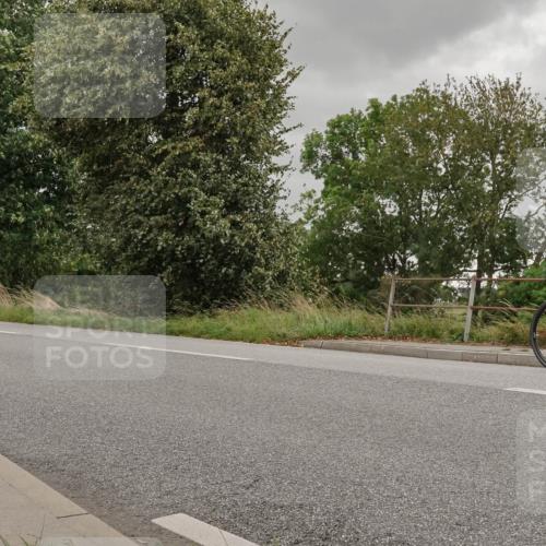 30.08.2026 - Elbe Triathlon Hamburg Michael Burmester http://msf.ph/oto/10041867 30.08.2026 14:26:18 Radfahren  meine-sportfotos.de