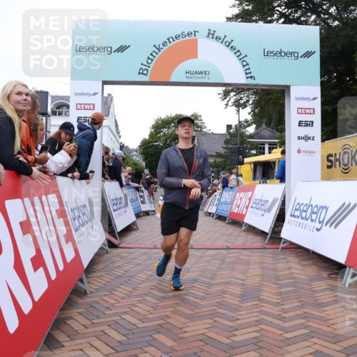 30.08.2026 - Blankeneser Heldenlauf Lena Gebhardt http://msf.ph/oto/10041896 30.08.2026 11:47:21 Ziel 2266, 2415, 2924 meine-sportfotos.de