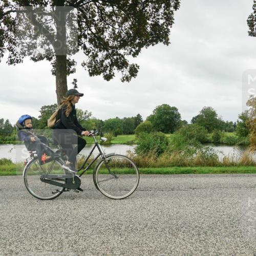 30.08.2026 - Elbe Triathlon Hamburg Michael Burmester http://msf.ph/oto/10041931 30.08.2026 12:02:35 Radfahren  meine-sportfotos.de