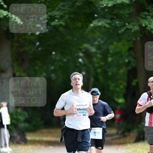 30.08.2026 - Blankeneser Heldenlauf Dr. Thomas Lammeyer http://msf.ph/oto/10041964 30.08.2026 11:17:05 Laufen 4092, 4159, 7 meine-sportfotos.de