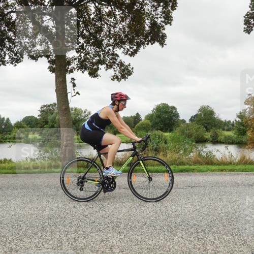 30.08.2026 - Elbe Triathlon Hamburg Michael Burmester http://msf.ph/oto/10041977 30.08.2026 12:09:56 Radfahren 1698 meine-sportfotos.de