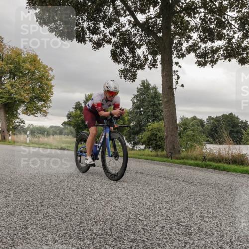 30.08.2026 - Elbe Triathlon Hamburg Michael Burmester http://msf.ph/oto/10041994 30.08.2026 09:11:15 Radfahren 349, 357 meine-sportfotos.de