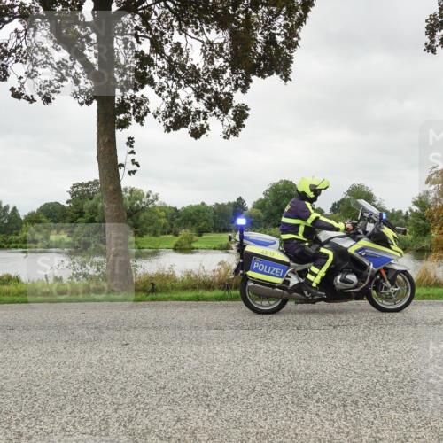 30.08.2026 - Elbe Triathlon Hamburg Michael Burmester http://msf.ph/oto/10042016 30.08.2026 12:17:06 Radfahren  meine-sportfotos.de