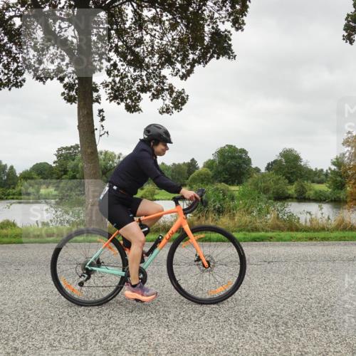 30.08.2026 - Elbe Triathlon Hamburg Michael Burmester http://msf.ph/oto/10042026 30.08.2026 12:17:20 Radfahren 1608 meine-sportfotos.de