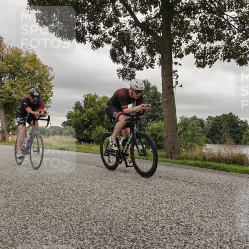 30.08.2026 - Elbe Triathlon Hamburg Michael Burmester http://msf.ph/oto/10042085 30.08.2026 09:12:15 Radfahren 210, 223, 295, 310, 314, 351, 359, 374 meine-sportfotos.de