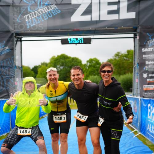 30.08.2026 - Elbe Triathlon Hamburg LAZAROV Photography http://msf.ph/oto/10042086 30.08.2026 16:26:11 Ziel  meine-sportfotos.de