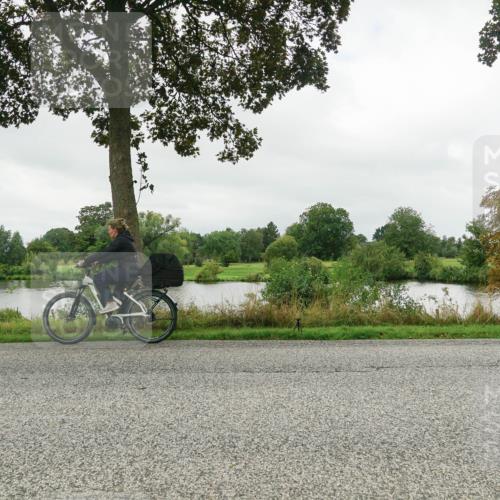 30.08.2026 - Elbe Triathlon Hamburg Michael Burmester http://msf.ph/oto/10042100 30.08.2026 12:24:13 Radfahren 1751 meine-sportfotos.de