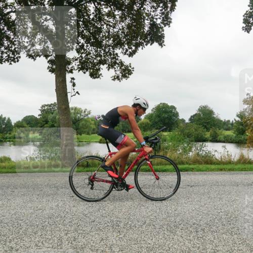 30.08.2026 - Elbe Triathlon Hamburg Michael Burmester http://msf.ph/oto/10042118 30.08.2026 12:24:31 Radfahren 1739, 1752 meine-sportfotos.de
