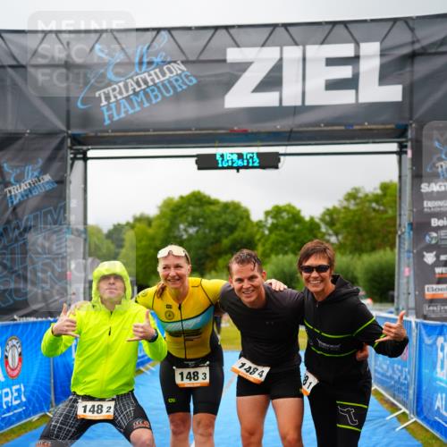 30.08.2026 - Elbe Triathlon Hamburg LAZAROV Photography http://msf.ph/oto/10042126 30.08.2026 16:26:12 Ziel  meine-sportfotos.de