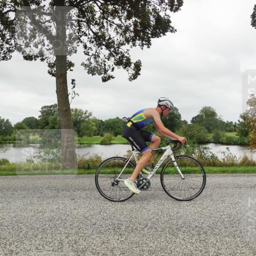 30.08.2026 - Elbe Triathlon Hamburg Michael Burmester http://msf.ph/oto/10042131 30.08.2026 12:24:55 Radfahren 1723, 1726 meine-sportfotos.de