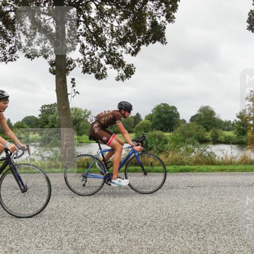 30.08.2026 - Elbe Triathlon Hamburg Michael Burmester http://msf.ph/oto/10042174 30.08.2026 12:27:21 Radfahren 1738, 1742 meine-sportfotos.de