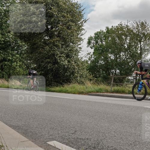 30.08.2026 - Elbe Triathlon Hamburg Michael Burmester http://msf.ph/oto/10042196 30.08.2026 14:42:47 Radfahren  meine-sportfotos.de