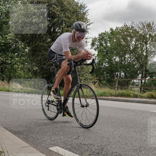 30.08.2026 - Elbe Triathlon Hamburg Michael Burmester http://msf.ph/oto/10042205 30.08.2026 14:42:57 Radfahren 156 meine-sportfotos.de