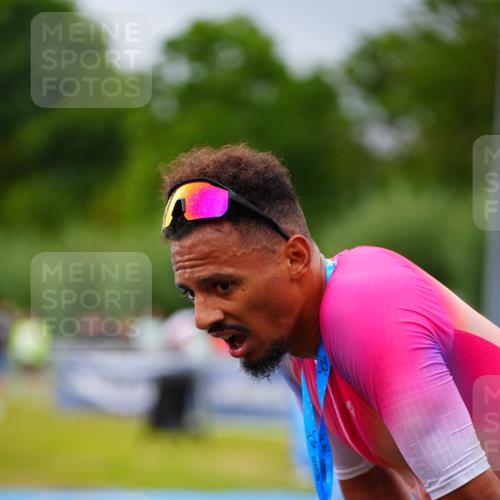 30.08.2026 - Elbe Triathlon Hamburg LAZAROV Photography http://msf.ph/oto/10042208 30.08.2026 16:26:45 Ziel  meine-sportfotos.de