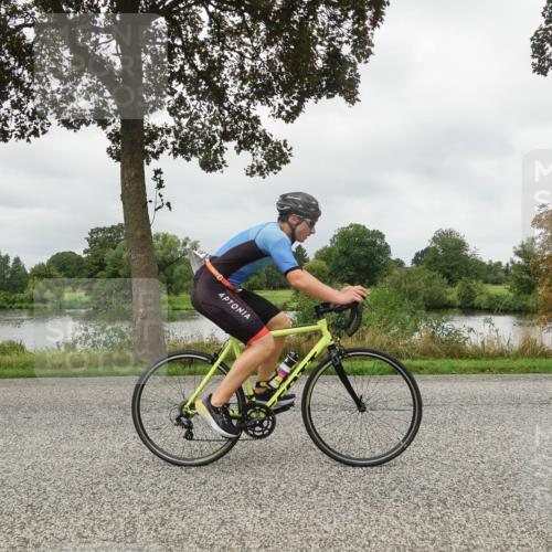 30.08.2026 - Elbe Triathlon Hamburg Michael Burmester http://msf.ph/oto/10042227 30.08.2026 12:29:26 Radfahren 1722, 1734 meine-sportfotos.de