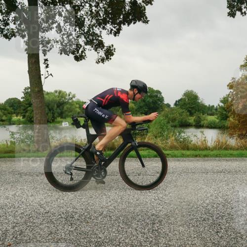 30.08.2026 - Elbe Triathlon Hamburg Michael Burmester http://msf.ph/oto/10042233 30.08.2026 08:45:27 Radfahren 222, 242 meine-sportfotos.de