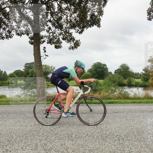 30.08.2026 - Elbe Triathlon Hamburg Michael Burmester http://msf.ph/oto/10042260 30.08.2026 12:30:06 Radfahren 1731, 1759, 1768 meine-sportfotos.de