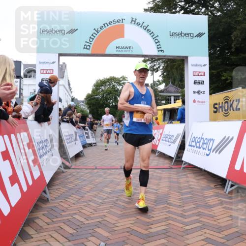 30.08.2026 - Blankeneser Heldenlauf Lena Gebhardt http://msf.ph/oto/10042283 30.08.2026 11:47:47 Ziel 2022, 2023, 2559, 2641, 2710, 2752 meine-sportfotos.de