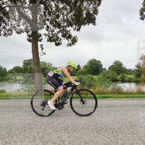 30.08.2026 - Elbe Triathlon Hamburg Michael Burmester http://msf.ph/oto/10042293 30.08.2026 12:30:52 Radfahren 1761 meine-sportfotos.de