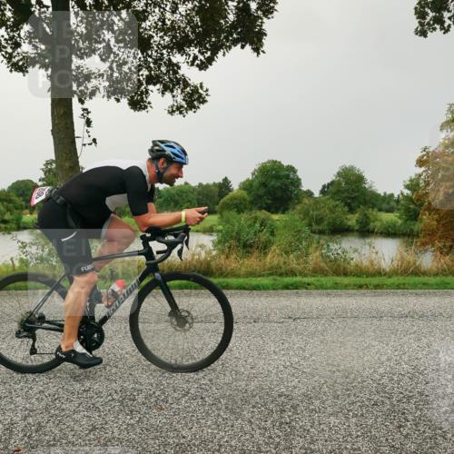 30.08.2026 - Elbe Triathlon Hamburg Michael Burmester http://msf.ph/oto/10042342 30.08.2026 08:48:50 Radfahren 208 meine-sportfotos.de