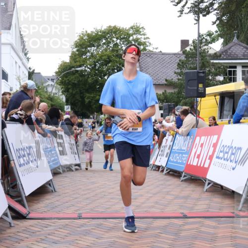 30.08.2026 - Blankeneser Heldenlauf Lena Gebhardt http://msf.ph/oto/10042362 30.08.2026 11:47:51 Ziel 2022, 2165, 2559, 2710, 2752 meine-sportfotos.de