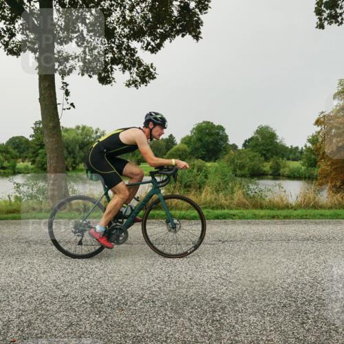 30.08.2026 - Elbe Triathlon Hamburg Michael Burmester http://msf.ph/oto/10042378 30.08.2026 08:49:36 Radfahren 196, 228 meine-sportfotos.de
