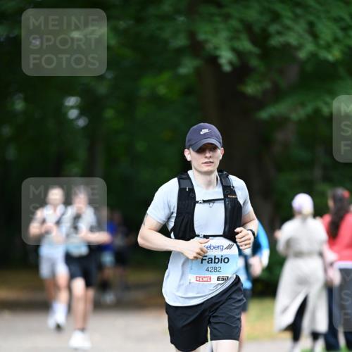 30.08.2026 - Blankeneser Heldenlauf Dr. Thomas Lammeyer http://msf.ph/oto/10042404 30.08.2026 11:17:59 Laufen 4282 meine-sportfotos.de